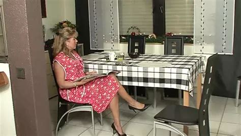 Mature Older Woman Loves To Be Fucked Hot And Hard By Her Lover XHamster