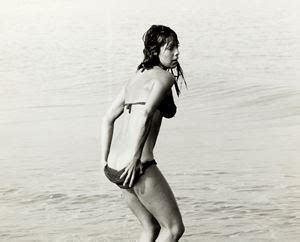 Hot Sexy Joan Baez Bikini Pics