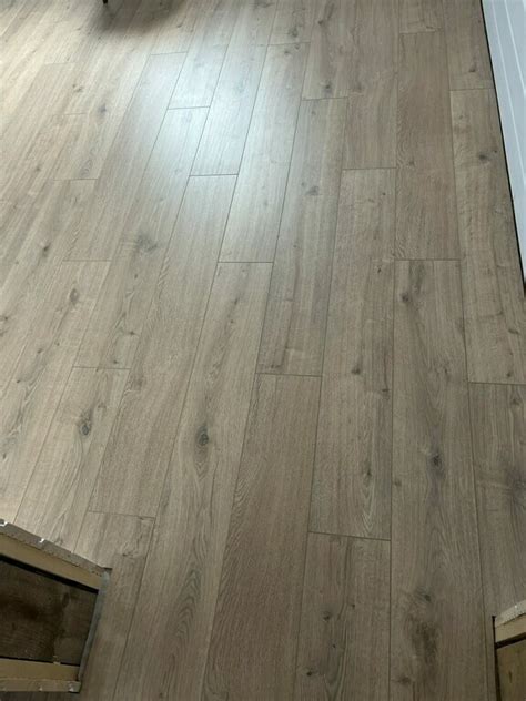 Ламинат 32 класс Egger Home дуб маньяра натуральный 1,99 кв.м 8 мм с ...