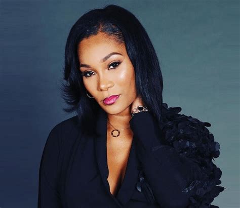 Hot Sexy Angela Reed Oakley Bikini Pics