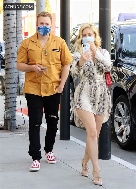 Heidi Montag Pratt Puts With Spencer Pratt While Shopping Luxury Lingerie Shop Leperla On Rodeo