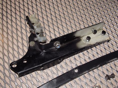 83 85 Porsche 944 Oem Front Bumper And Fender Bracket