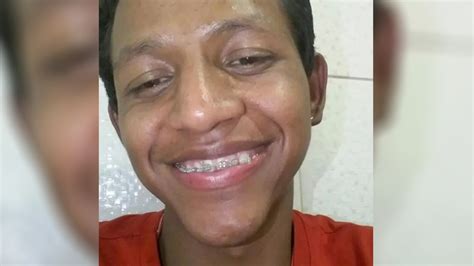 Homem gay é morto a facadas em Cuiabá e corpo é deixado em posição de cruz polícia investiga