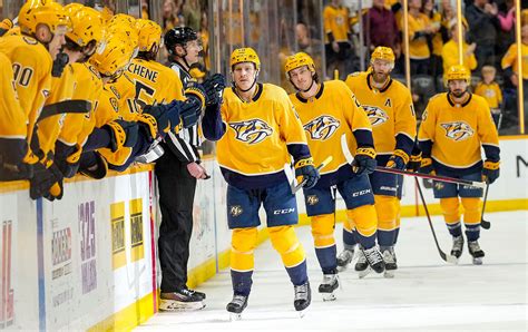 Nhl 2023 24 Season Kickoff How To Watch Nashville Predators Vs Tampa