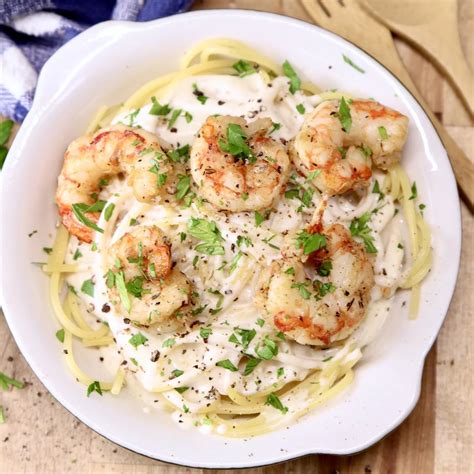 Creamy Shrimp Pasta 30 Minute Meal Miss In The Kitchen