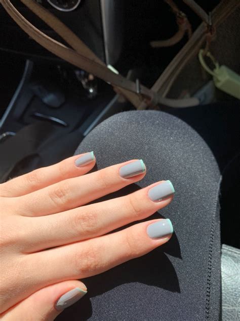 Unha Cinza Com Francesinha - Unha cinza com francesinha verde água | Unha, Unhas minimalistas, Unhas ...