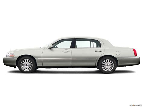 2004 Lincoln Town Car Signature At Speed Auto Sales Llc Research