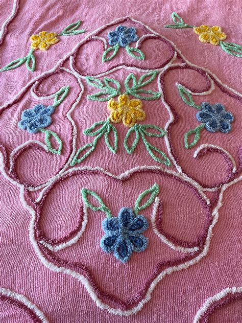 Vintage Chenille Bedspread Pink And Floral Tufted Circa 1950s Ideal Spread Company Montreal