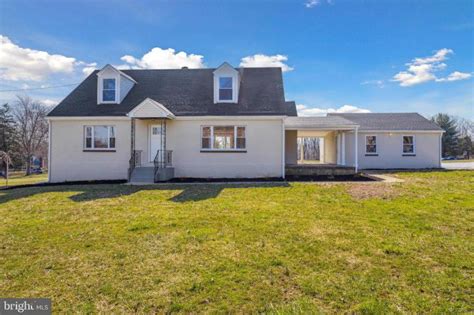 326 Bishop Hollow Road, Newtown Square PA 19073 for sale by EveryHome
