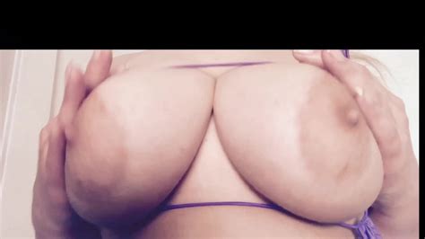 Curvy blonde in purple g string bikini striptease Vidéos Porno Gratuites YouPorn