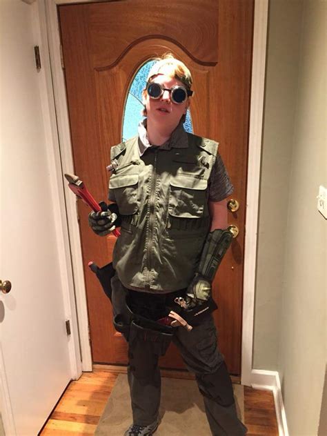 Mechanic Baird cosplay for Halloween! : r/GearsOfWar