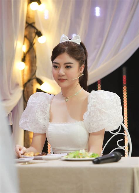 Chàng trai vượt 2 000km đến tỏ tình vẫn bị hot girl từ chối