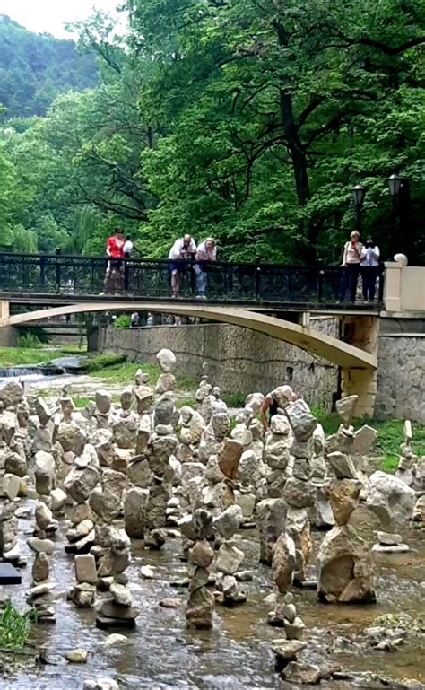 Истуканы - Телеканал «Моя Планета»