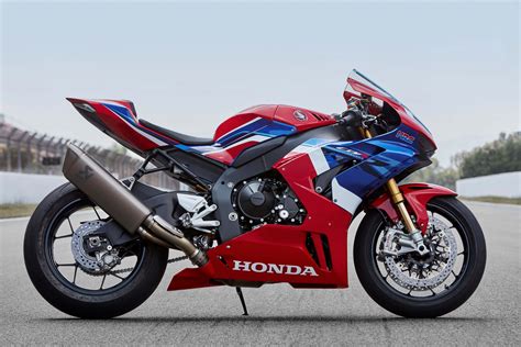 Honda CBR1000RR-R Fireblade SP Priced at €27,000 in Europe - Asphalt ...