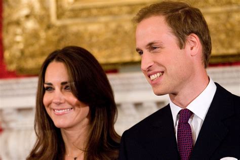 Prince William and Kate's Flashbulb Moment Goes Viral - Newsweek
