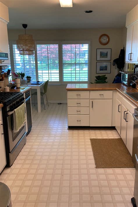 Modern kitchens with a homey feel | FORM Kitchens