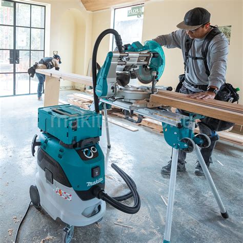 Универсальный пылесос Makita VC4210L | Makita-snab