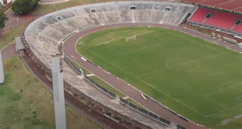 Ex prefeito de Cascavel é homenageado e tem nome gravado ao Estádio