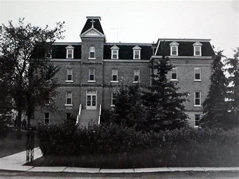Historic Sites Of Manitoba Convent Of The Sisters Of The Holy Names Of