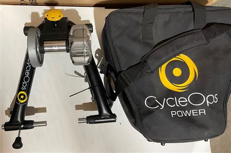 Pre Loved Cycleops Fluid² Trainer Id 2005 Turbo Trainer Hire