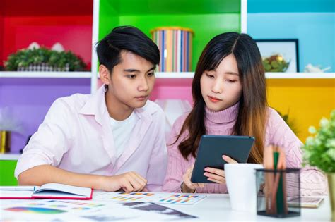 Pendidikan Karakter Pada Remaja Membangun Fondasi Kuat