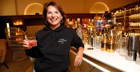 Claudia Obert Das Wichtigste Ist Ein Volles Glas Sex Und Ein Dickes Konto