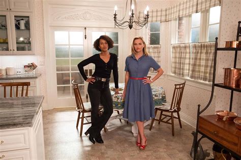 4 shows to watch if you like 'Ginny & Georgia' on Netflix - Hollywood
