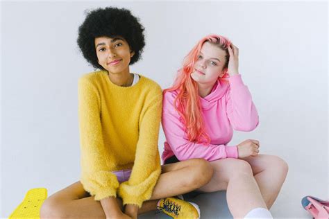 5 Perbedaan Hoodie Dan Sweater Sudah Tahu