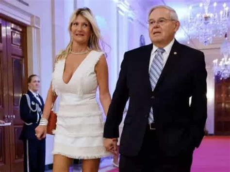 Menendez & Wife Caught with Gold Bars, Cash Stuffed in Pockets