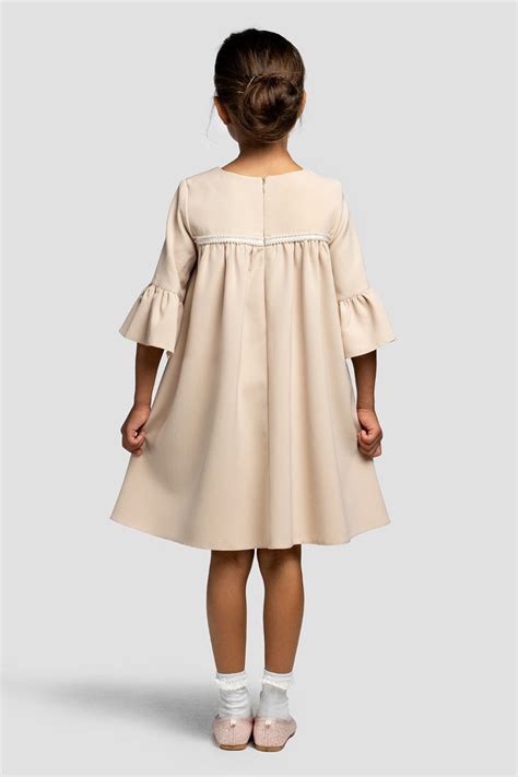 Sukienka Wizytowa Chloe Dla Dziewczynki Nude Stroje Komunijne Suknie Komunijne Warszawa