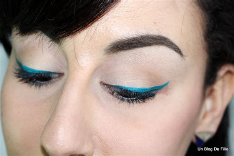 Un Blog De Fille Maquillage Nude L Ger Et Liner Bleu Msc Bleu Azur