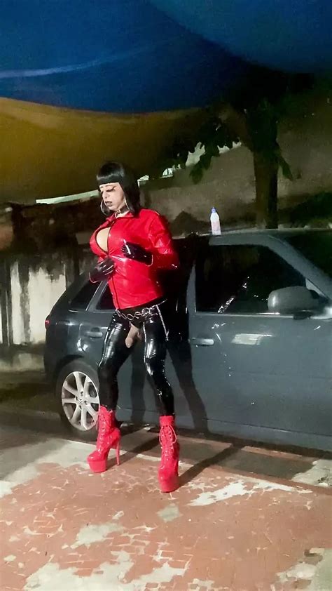 I Love Smoking And Leaving My Ass Open Shemale Big Tits Porn Feat Fabigulosa XHamster