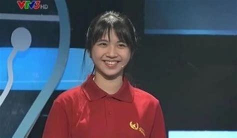 Hot girl ống nghiệm Phạm Tường Lan Thy bỗng dưng thu hút quan tâm của dân mạng