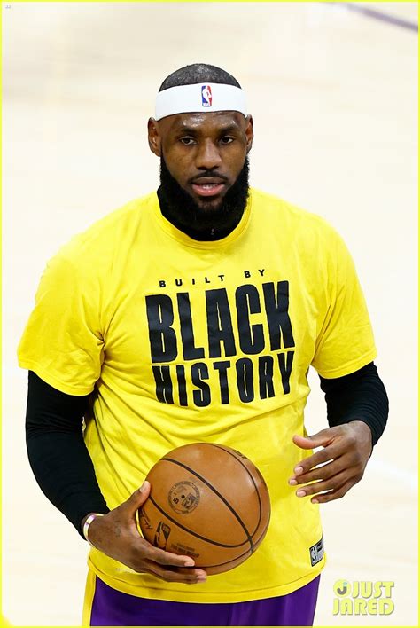 Lebron James Makes Nba History Surpasses Kareem Abdul Jabbars Record