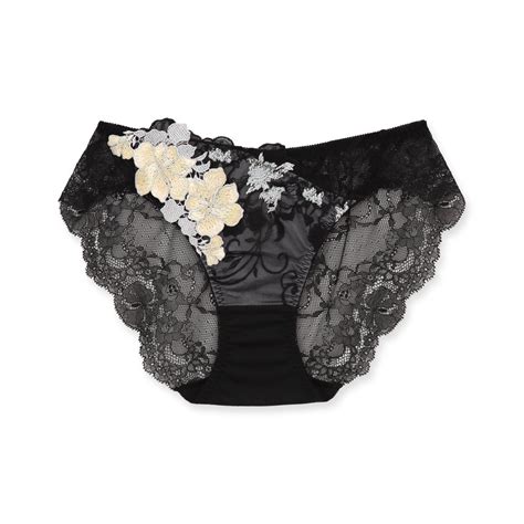 フランデランジェリー fran de lingerie 印象派の絵画のようなフラワーモチーフ美しさも機能も グレースイストムード バック