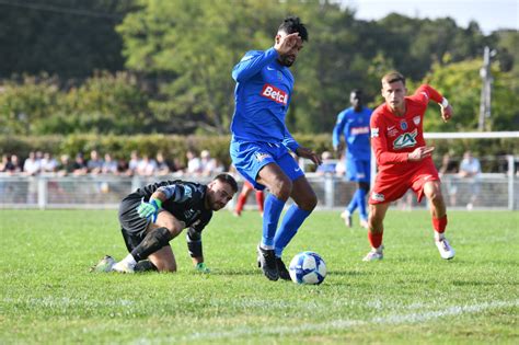 Football Coupe De France E Tour L Uf M Connais Ira Vauzelles