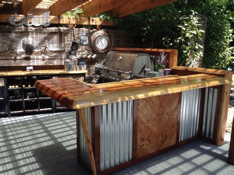 Барная стойка в беседке на даче - 92 фото