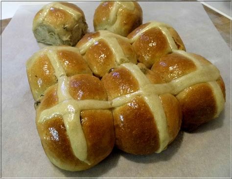 Limara péksége Hot cross buns Angol húsvéti zsemle