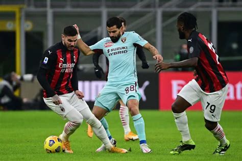 Cagliari Milan Ultime Di Formazione Ok Theo E Calhanoglu