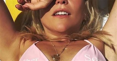 Paloma Faith Under Fire Over Offensive Bikini Snap And Fans Say It S Too Much Birmingham Live