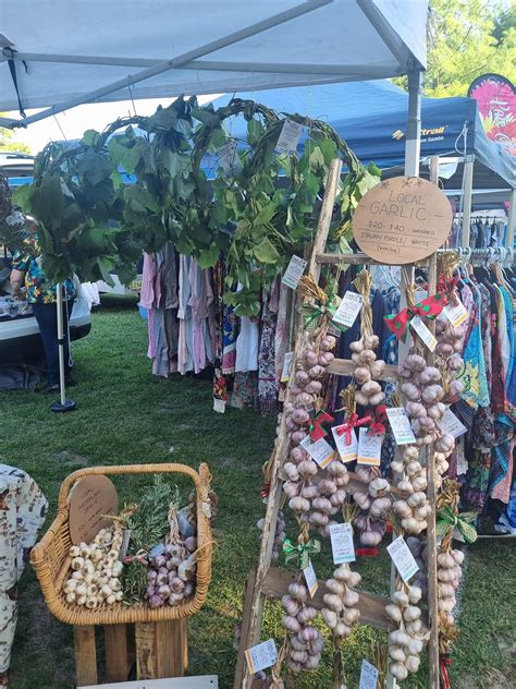 The Garlic Connection