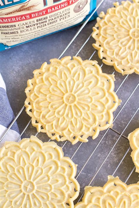 Italian Pizzelle Cookies - The Clean Eating Couple