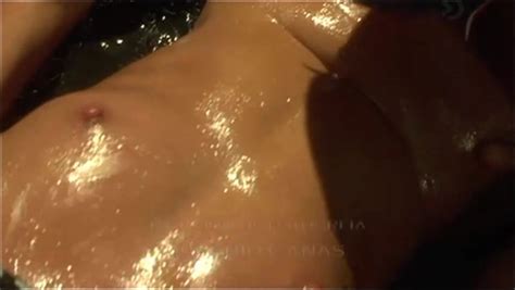 Naked Alexa Castillo in Sí desearás la mujer de tu narco