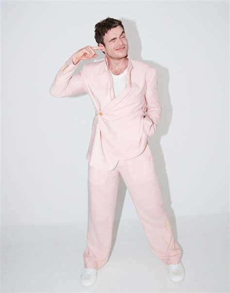 Richard Madden Says Sex Scenes As Elton John S First Gay Lover Weren T Fun Artofit