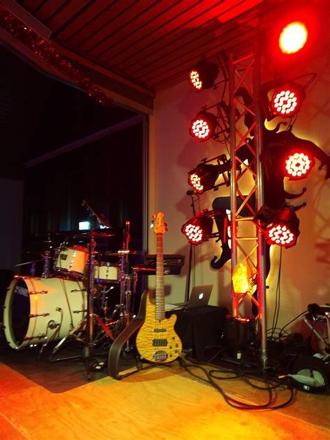 Feature: Was macht einen guten Bass Sound aus? - AMAZONA.de