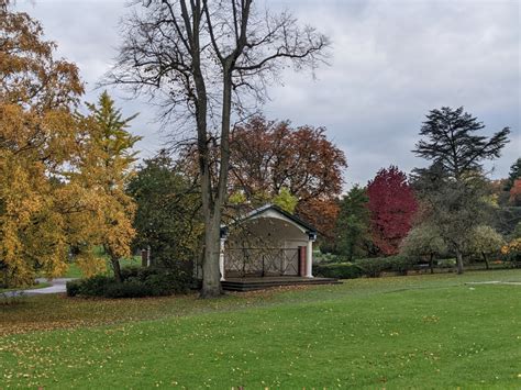 Exploring The Beautiful Harrogate Valley Gardens - Better Hikes