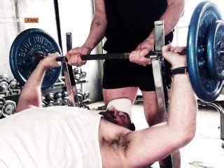 Muscle Daddy Gets A Big Dicked Surprise While Getting Spotted At The Gym Pornhub Gay