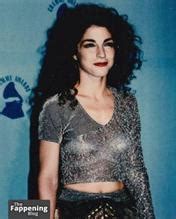 GLORIA ESTEFAN Nude AZNude