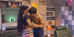 Paglet S E Hindi Hot Web Series Tnaflix