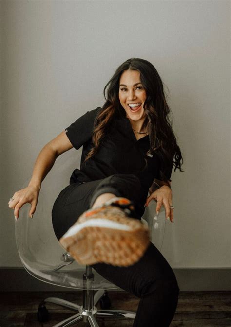 10 Hot Sexy Kylee Haueter Bikini Pics